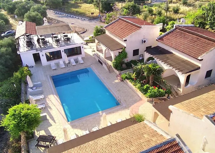 Five Fingers Holiday Bungalows